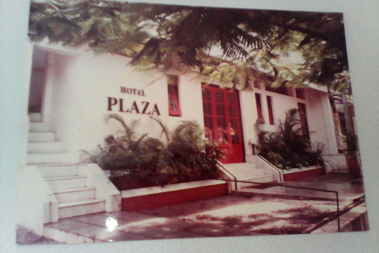 Hotel Plaza  Jalgaon Exterior foto